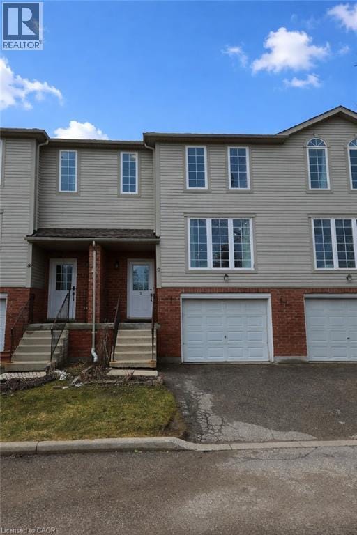 Photo - 600 White Elm Blvd