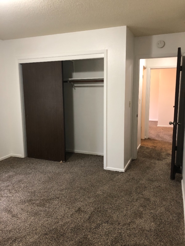 Photo - 2009 NW Hickory Ln