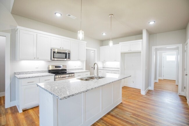 Photo - ***941 Seaborn Way***