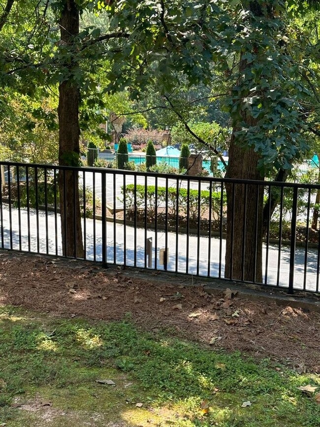 Photo - 616 Barrington Hills Dr