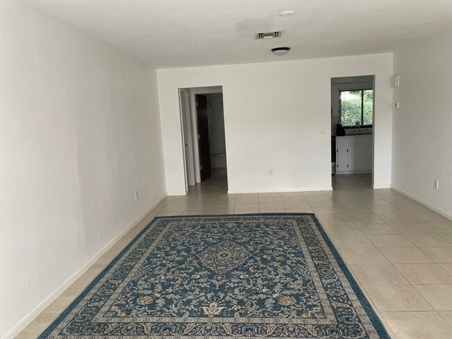 Building Photo - 10022 8th St Rental