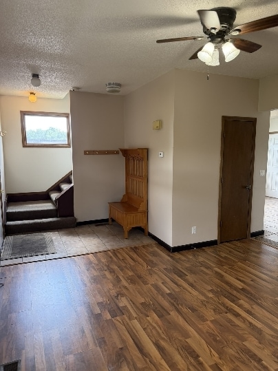 216 2nd Ave