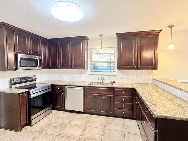 Photo - 7927 Silver Maple Dr