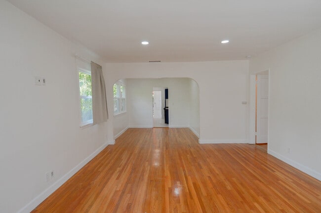 Photo - 3246 Barham Blvd