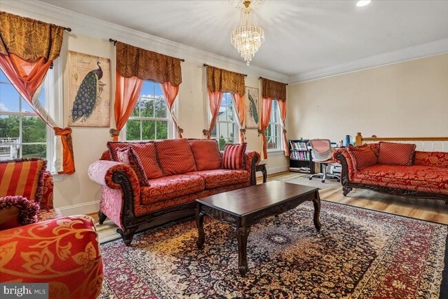 Photo - 25128 Deerhurst Terrace