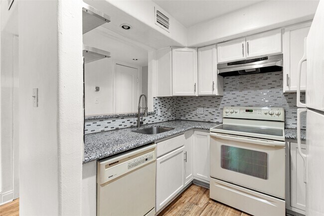 Photo - 11002 Hammerly Blvd Unit 105
