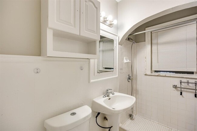 Photo - 2835 NW 22nd St