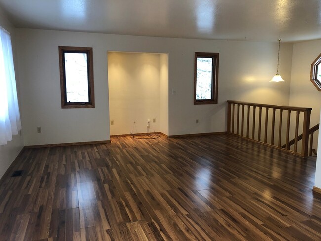 Photo - 3BR, 2BA 2 story home w/finished daylight basement