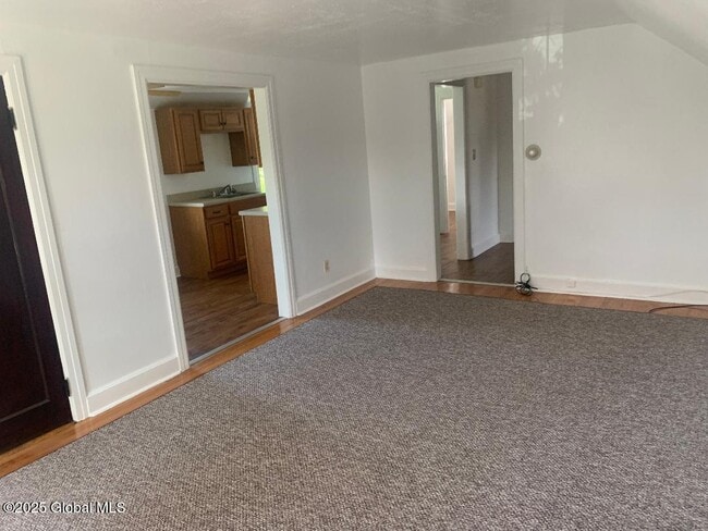 104 Thornton St Unit 2