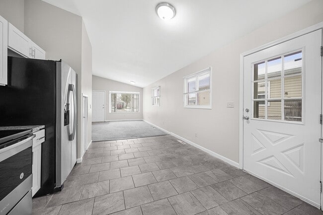 Photo - 61 Madison Ave