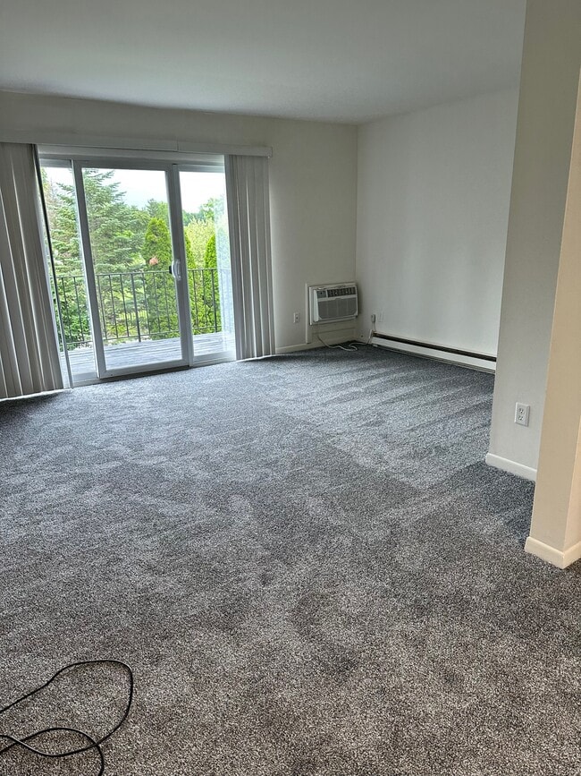 Photo - 1609 River Rd Unit 4