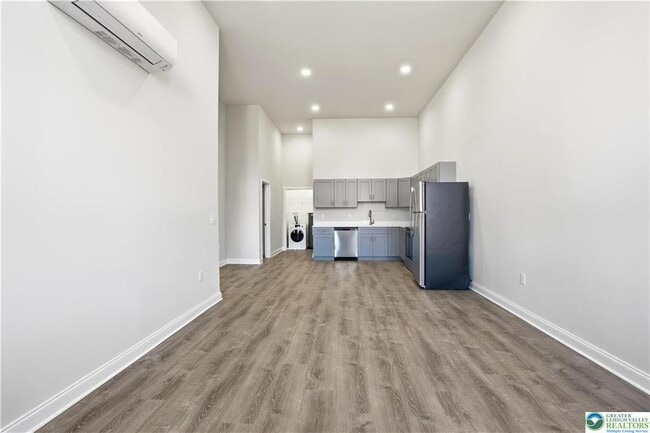 Photo - 109 S Centre St Unit 5