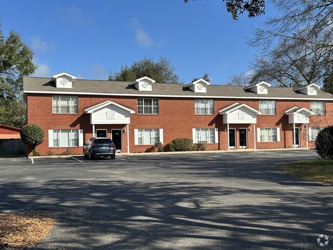 Building Photo - 836 Stonegate Ct Rental