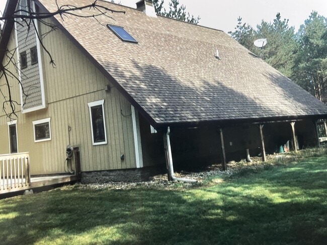 Photo - 3331 Bird Lake Rd S