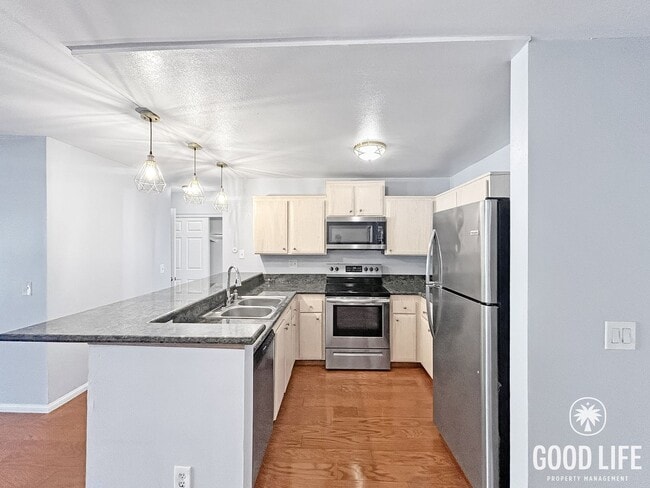 Photo - Beautiful 1BD/1BA W/ Reserved Parking and Community Pool in Mission Valley!