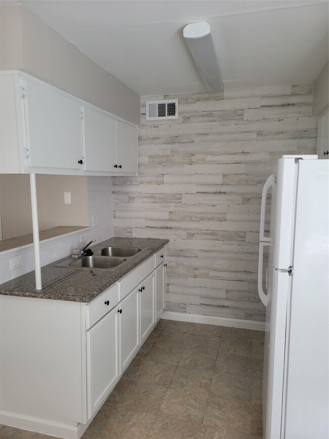 Photo - 2922 Randolph Rd