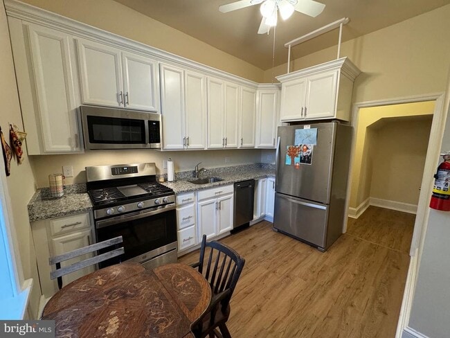 Building Photo - 426 Old Lancaster Rd Rental