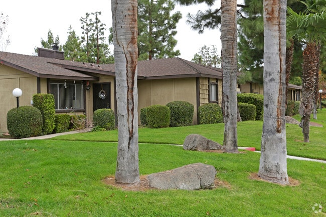 Photo - Del Parque Apartments