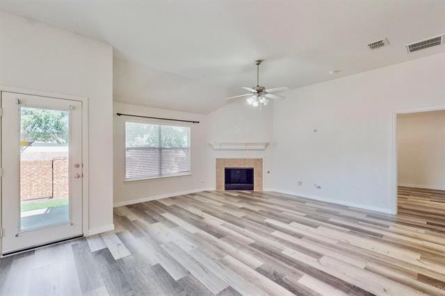 Photo - 1216 Lake Forest Dr