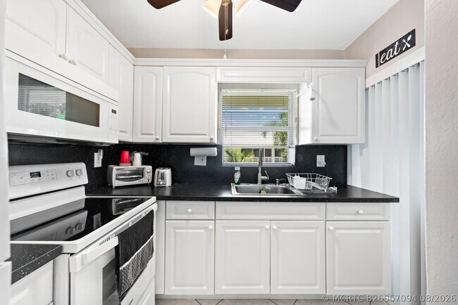 Photo - 2100 NE 38th St Unit 205