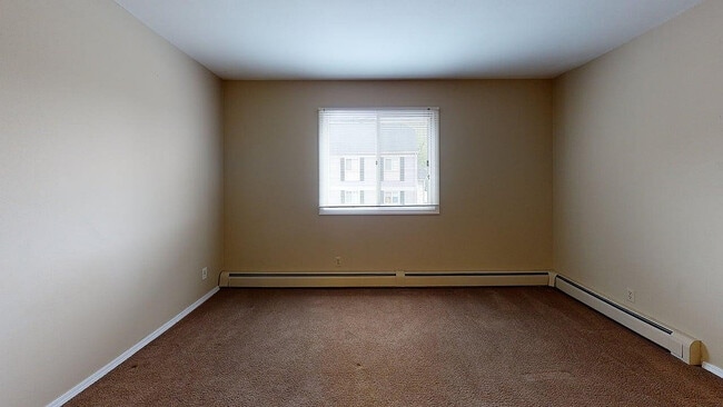 Yorktown Apartments
