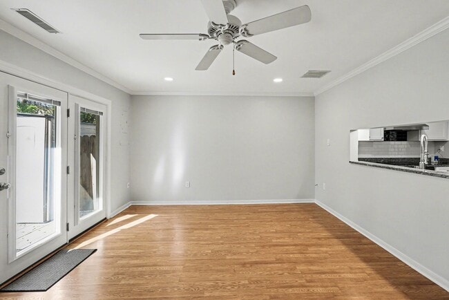 Photo - Updated 3 Bedroom Townhome!!! ***Available NOW***