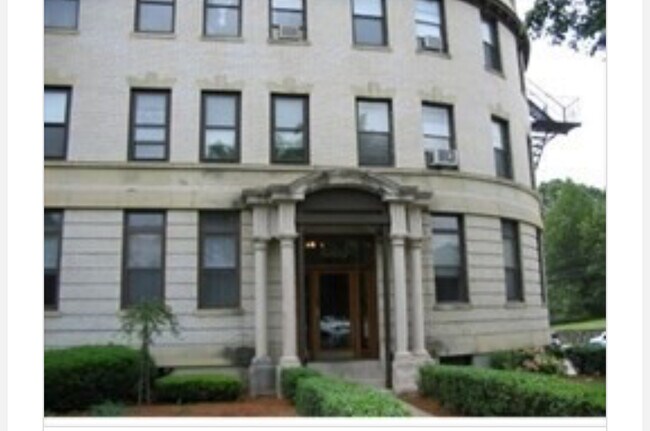 Building Photo - 1880 Commonwealth Ave Unit 15 Rental