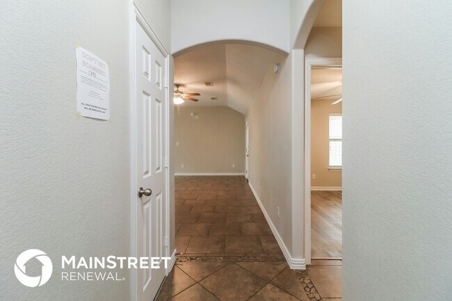 Photo - 3433 Heatherbend St