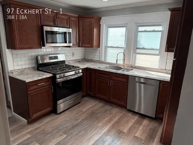 Photo - 97 Eckhert St Unit 1