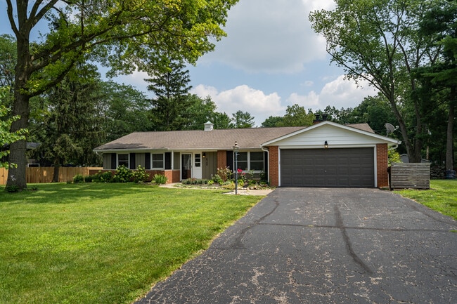 Building Photo - 6744 Merwin Pl