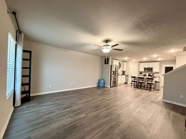 Photo - Like-New 4 Bedroom Home in Growing Community – Move-In Ready!
