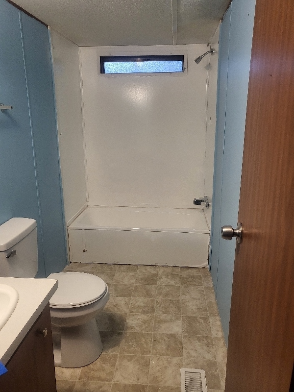 Photo - 127 Vermont Rd