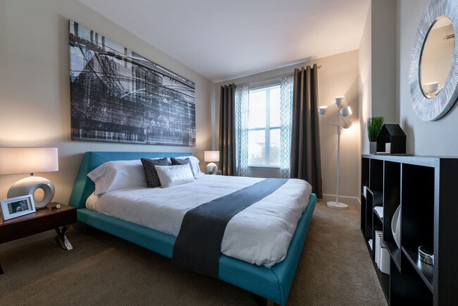 Pinnacle Apartments