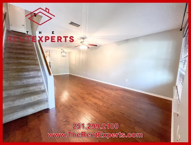 Photo - 953 Dickenson Ave