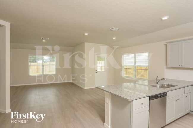 Photo - 31753 Untrodden Way