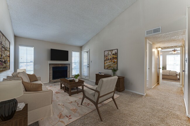 Building Photo - Hunters Hill Rental