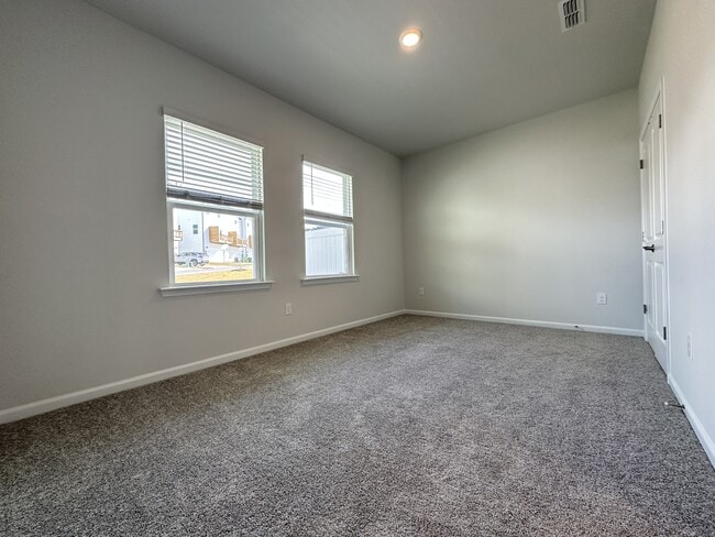 Photo - 2801 Farmhouse Dr