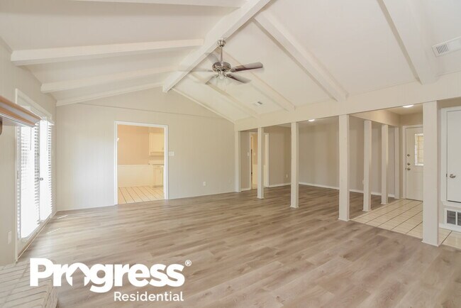 Photo - 1918 Aspen Dr