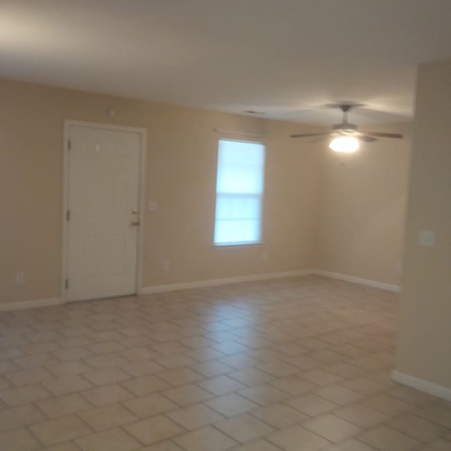 Photo - 513 N Germantown Rd