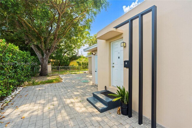 5800 Taylor St Unit 1