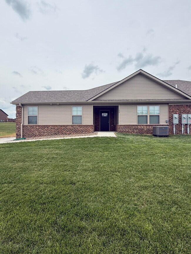 Photo - 184 Garden Gate Dr