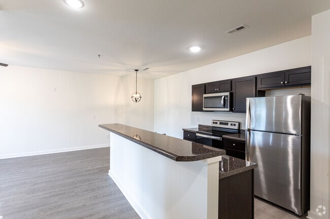 1BR, 1BA - Wellington - 867SF - Merchants Walk Apartments