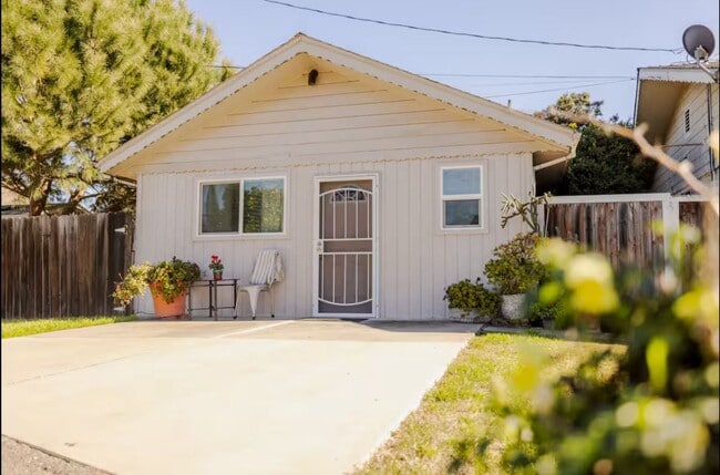 Photo - Quiet 1 Bed ADU in Country Club