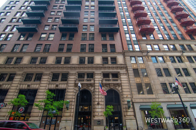 Photo - 212 W Washington St Unidad 709 Rental