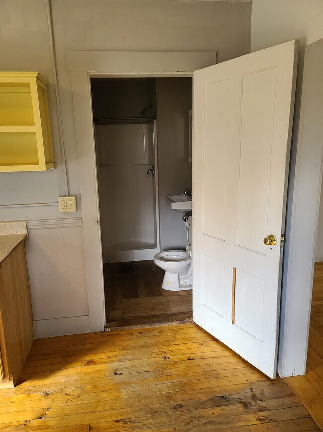 312 S Craftsbury Rd Unit 2