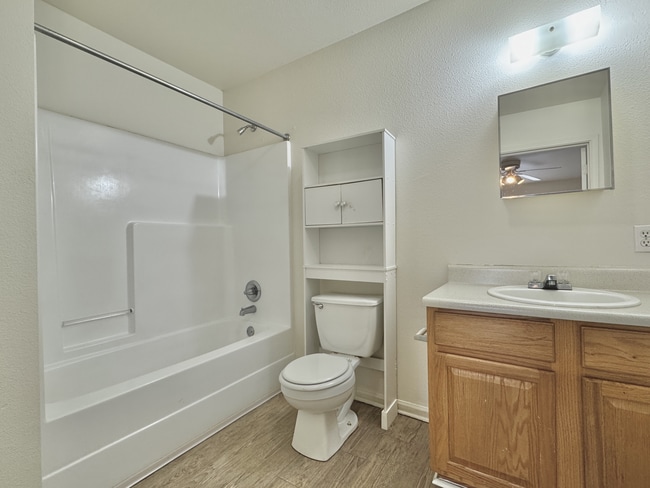 Photo - Spring Tree Apartments