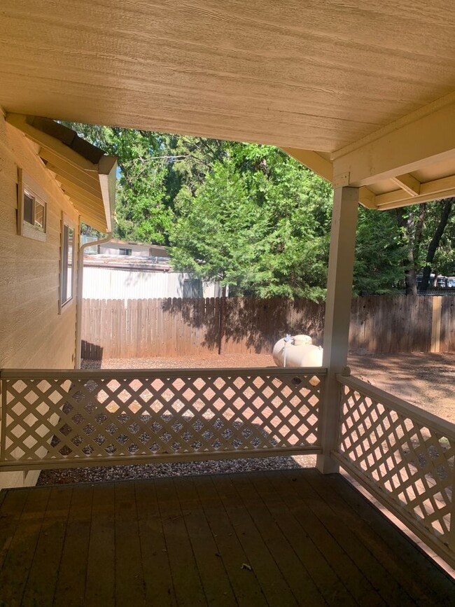 Photo - Beautiful Move in Ready 3 bedroom 2 bath home in Established neighborhood