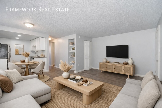 Photo - 828 12th St Unidad 103