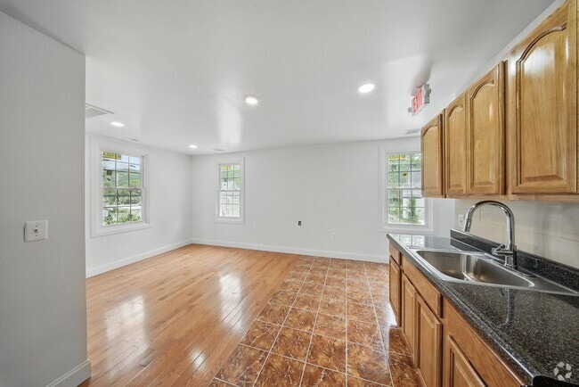 Building Photo - 14 Yankee Pl Unit 5 Rental