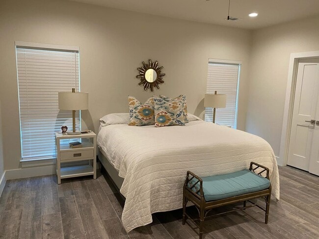 Photo - 315 Bluebird Cir